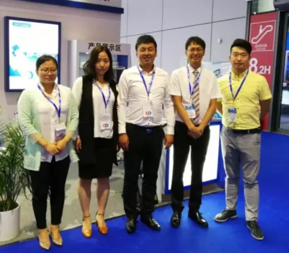 ae8fd69e-ff01-4142-932d-9f062d26051f